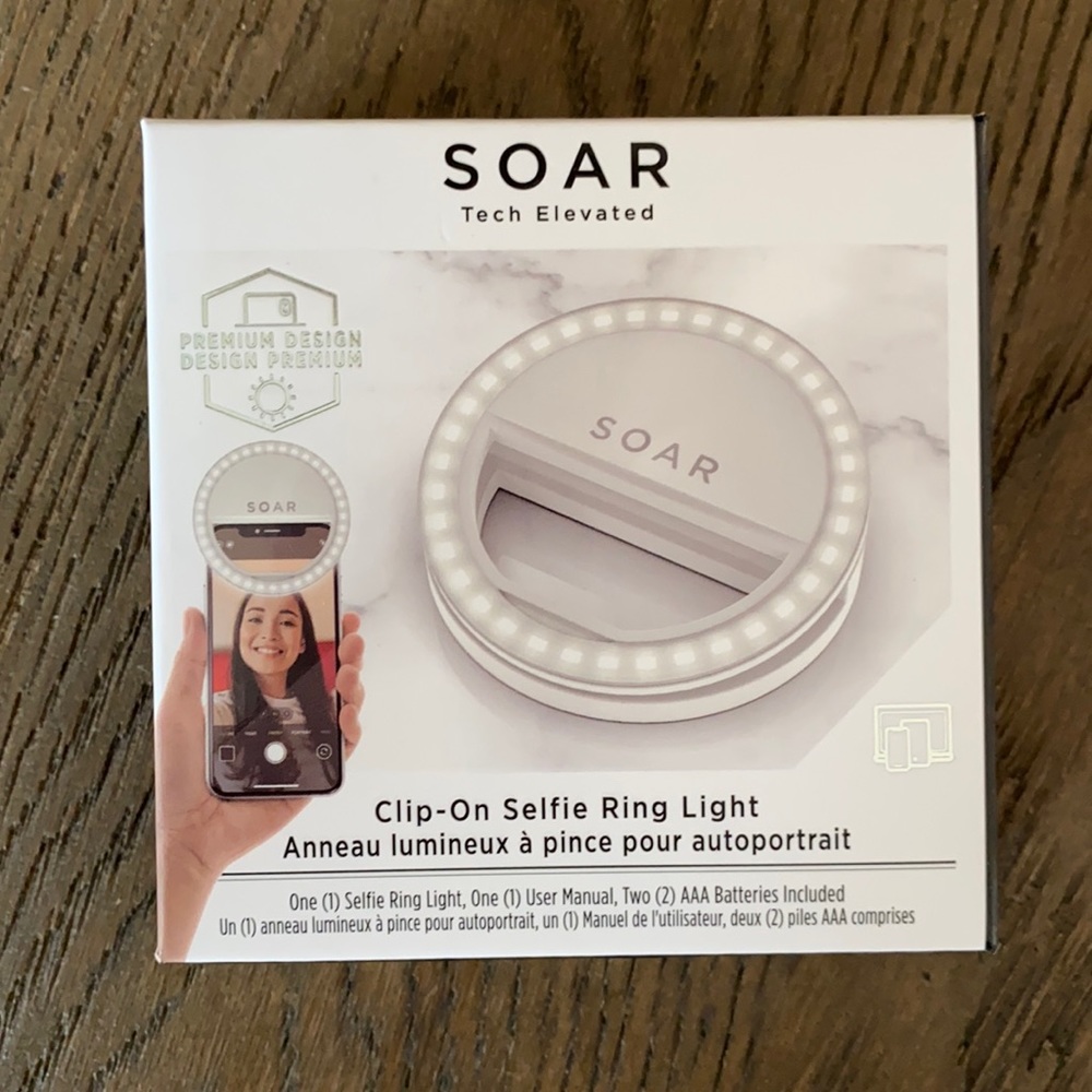 Clip on selfie ring
